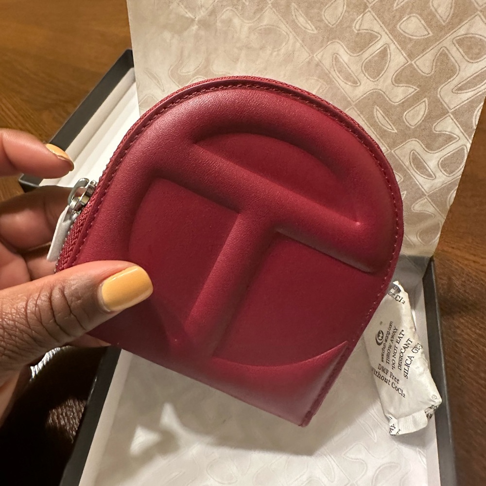 Telfar Women's Wallet